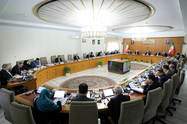 پزشکیان: تحکیم همبستگی به جای تخریب و سیاهنمایی، وظیفه همگانی است