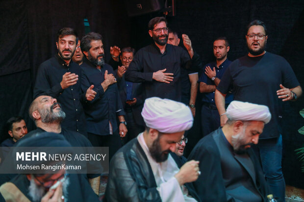 مراسم ترحیم والده مداح اهل بیت (ع) سید مجید بنی فاطمه