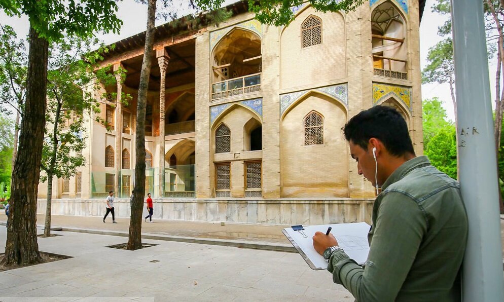 خط پررنگ اصفهان مسیری هنری برای بازشناسی شهرهای ایران 10
