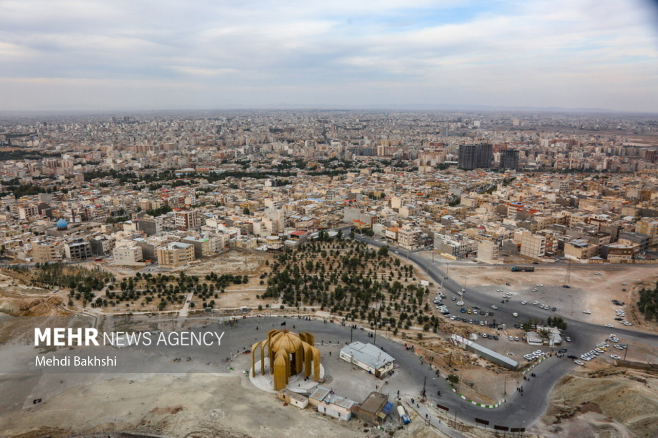 میلیون‌ها زائر با اقامت چند ساعته؛ گردشگری قم درانتظار نگاه توسعه‌محور