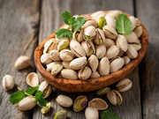 إيران تصدر ما يقرب من 100 ألف طن من الفستق الى 7 دول في العالم