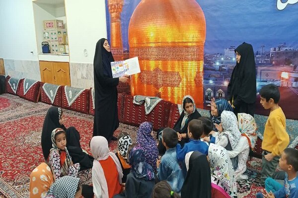 پرواز با بال قصه تا آستان بابا رضا؛ قالبی نو برای انس کودک با کتاب پرواز با بال قصه تا آستان بابا رضا؛ قالبی نو برای انس کودک با کتاب