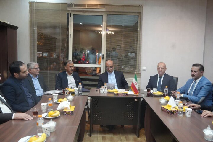 درخواست بازرگانان عراقی برای تسهیل تردد در مرز قصرشیرین درخواست بازرگانان عراقی برای تسهیل تردد در مرز قصرشیرین