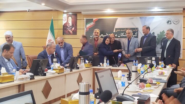 درخشش کارشناسان کرمانشاه در آیین ملی نکوداشت گیاهپزشکان درخشش کارشناسان کرمانشاه در آیین ملی نکوداشت گیاهپزشکان