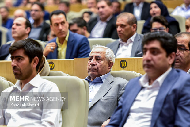 همایش خیرین مدرسه ساز استان اصفهان