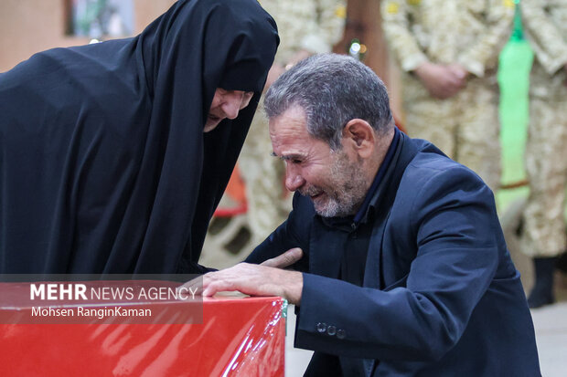 وداع با پیکر مطهر شهید اقتدار ابوالقاسم مهری در معراج شهدای تهران 9