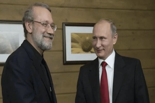 Laricani, Ayetullah Hamanei'nin mesajını Putin'e iletti