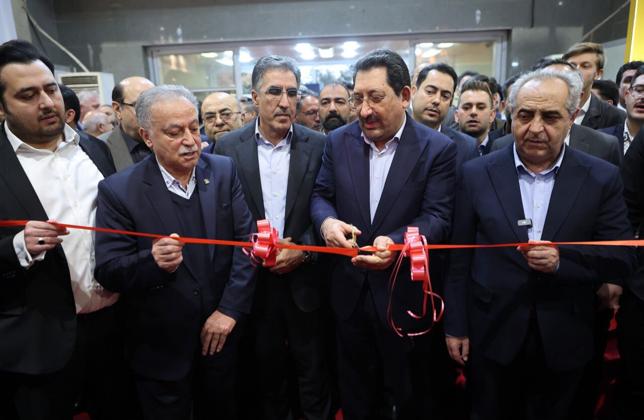 نمایشگاه بینالمللی «تبریزمتافو» با حضور وزیر صمت افتتاح شد نمایشگاه بینالمللی «تبریزمتافو» با حضور وزیر صمت افتتاح شد