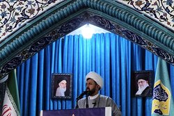 امام جمعه زهک: قدرت‌های غربی و آمریکایی رو به افول هستند