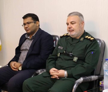 فرمانده سپاه خارگ: آگاهی سیاسی دانش‌آموزان تقویت می‌شود