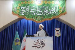 امام جمعه زاهدان: بی‌حجابی به سلامت روان و بنیان خانواده آسیب می‌زند