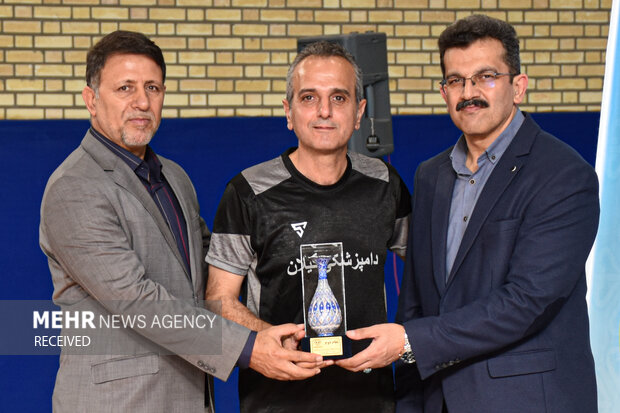 رقابت‌های شطرنج و تنیس روی میز دامپزشکی به میزبانی تهران