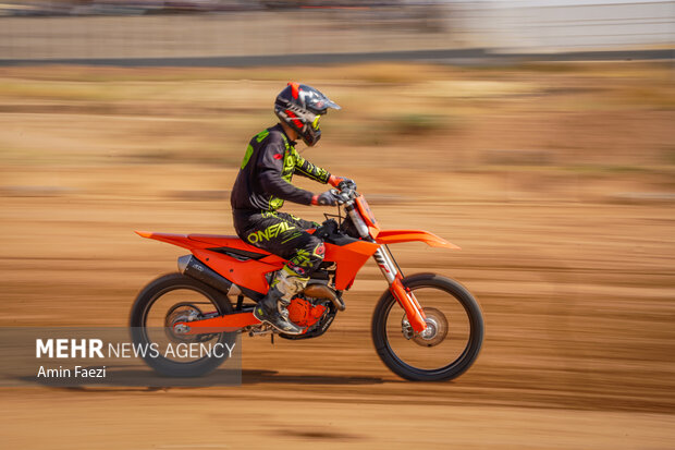 مسابقات قهرمانی موتور کراس فارس