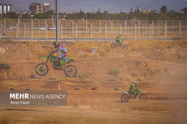 مسابقات قهرمانی موتور کراس فارس