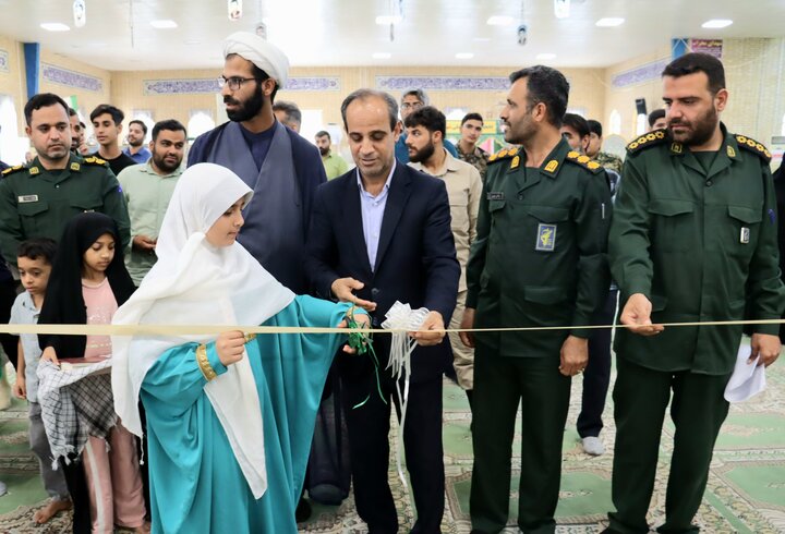 نمایشگاه اسوه بسیج در دیر برگزار شد