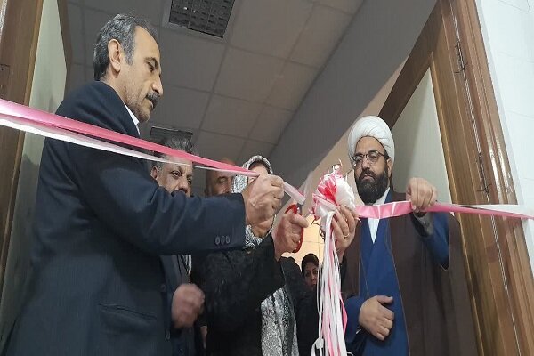 سومین نمایشگاه خوشنویسی گروهی دورود افتتاح شد سومین نمایشگاه خوشنویسی گروهی دورود افتتاح شد