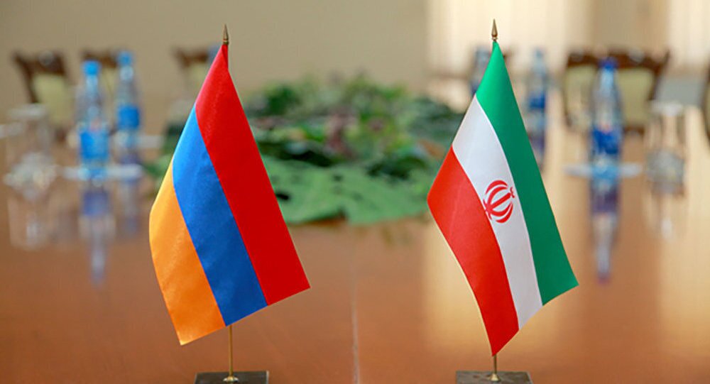 ارتباط مستمر میان مقامات ایران و ارمنستان