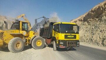 ۴۰ کیلومتر عملیات راهداری در محور لردگان – آتشگاه انجام شد