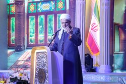 ماموستا رستمی: «عمل به قرآن» شاه‌کلید آرامش جامعه است