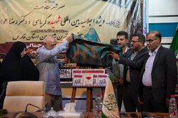 عصر شعر مقاومت در حرم شاهچراغ(ع)