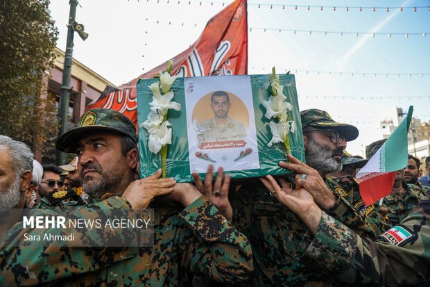 تشییع پیکر مرزبان شهید «سجاد صیامی» در مشهد