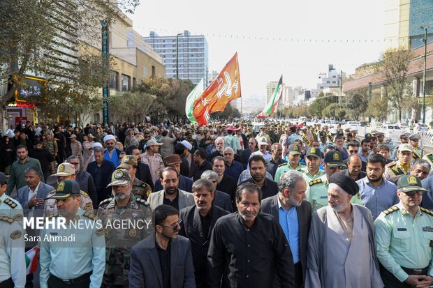 تشییع پیکر مرزبان شهید «سجاد صیامی» در مشهد