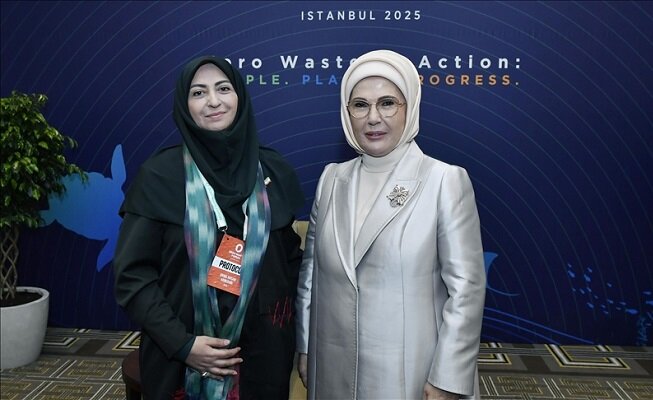 Emine Erdoğan: Türkiye, İran'ın yanında yer alıyor