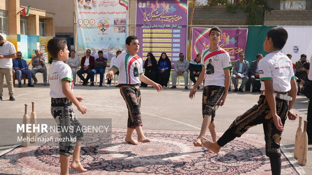 افتتاحیه المپیاد ورزشی درون مدرسه ای