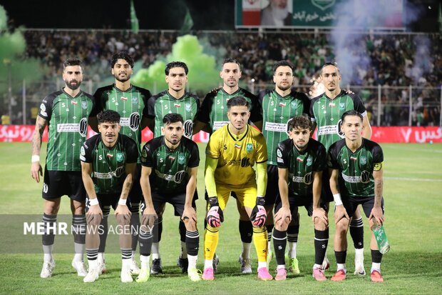 دیدار دو تیم خیبر خرم‌آباد و پرسپولیس تهران