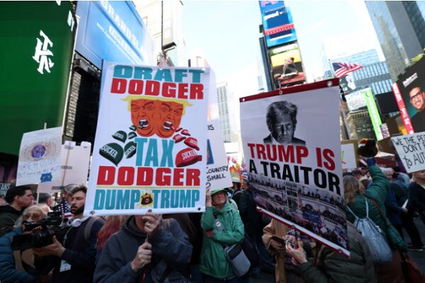 ABD genelinde Trump karşıtı protesto (+video)