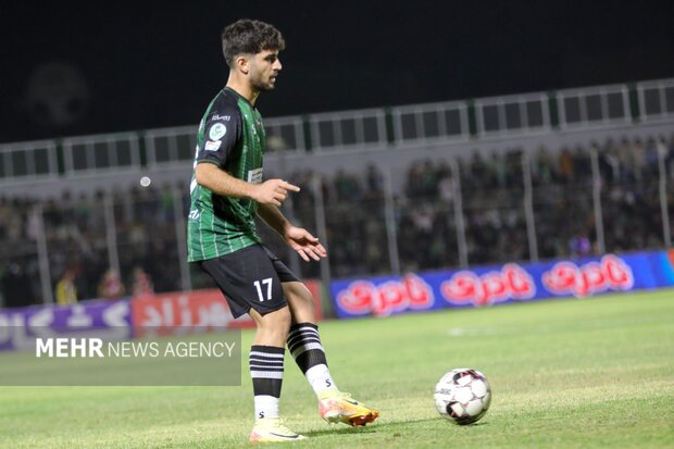 دیدار دو تیم خیبر خرم‌آباد و پرسپولیس تهران