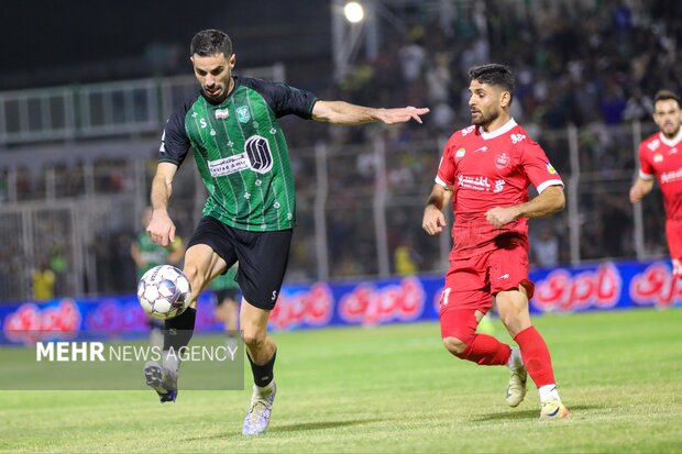 دیدار دو تیم خیبر خرم‌آباد و پرسپولیس تهران