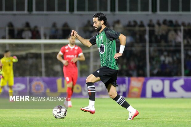 دیدار دو تیم خیبر خرم‌آباد و پرسپولیس تهران