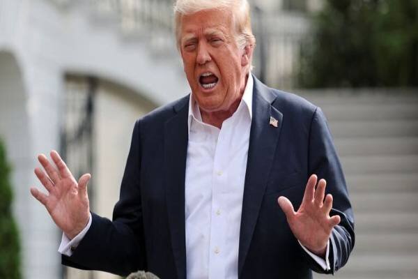 بمب خبری ترامپ دقایقی پیش از دیدار با رئیس جمهور چین! بمب خبری ترامپ دقایقی پیش از دیدار با رئیس جمهور چین!