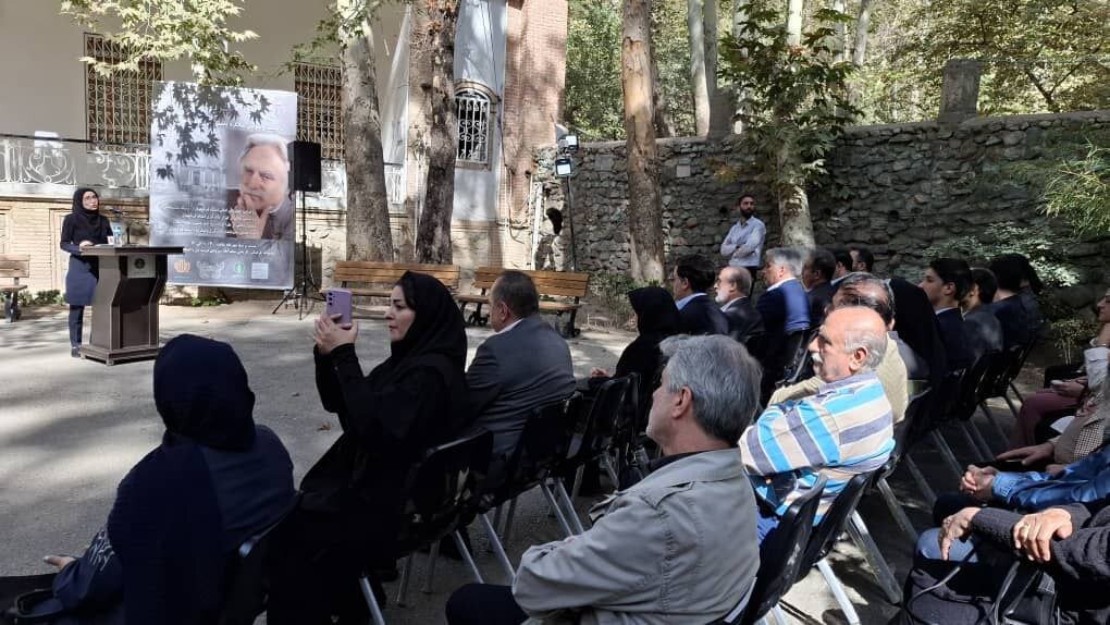 استاد،فرشچيان،تابلوي،طلايي،خلق،سبوي،سماع،شكسته،پرندگان،خطوط، ...