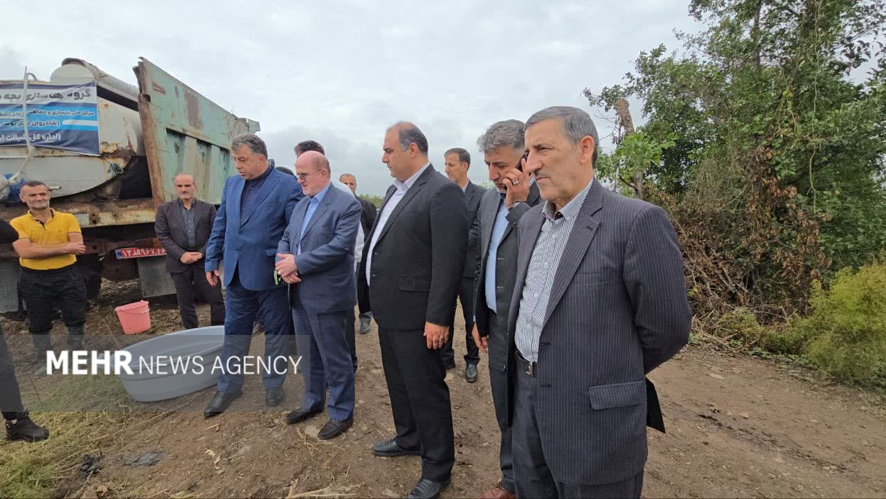 ۱۰ هزار قطعه بچه ماهیان بومی در تالاب کیاکلایه رها سازی شد ۱۰ هزار قطعه بچه ماهیان بومی در تالاب کیاکلایه رها سازی شد