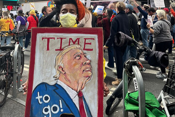 مخالفان «ژولیوس سزار نارنجی» به صف شدند؛ از رابرت دنیرو تا جیمی کیمل