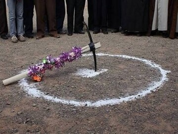 کلنگ احداث پایانه صادراتی بازارچه مرزی سیف سقز بر زمین زده شد