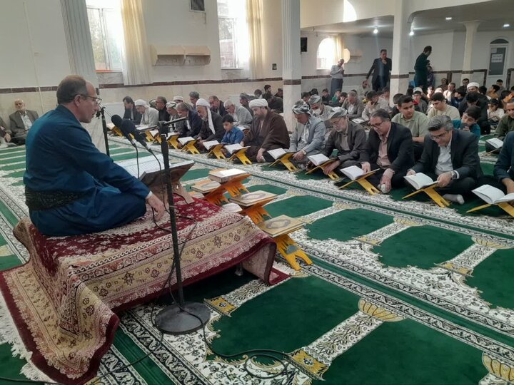 محفل قرآنی با حضور قاریان بین‌المللی در سقز برگزار شد