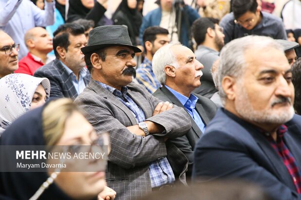 آیین افتتاحیه چهاردهمین نمایشگاه ملی کتاب دفاع مقدس در بجنورد