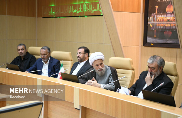 جلسه مجمع نمایندگان استان فارس با آیت الله دژکام