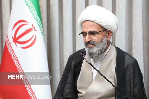 نماینده ولیفقیه در سمنان: توسعه «ورزش» مانع آسیبهای اجتماعی میشود
