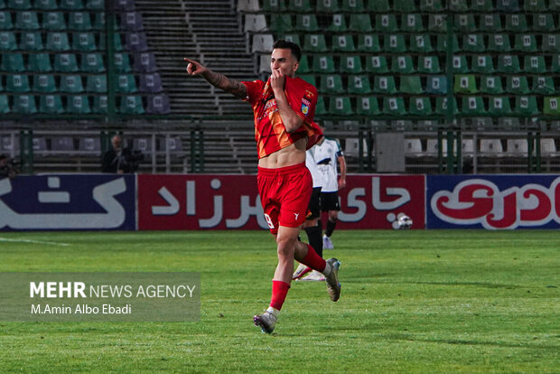 لیگ برتر فوتبال - ذوب آهن و فولاد