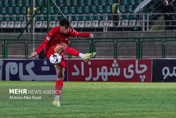 لیگ برتر فوتبال - ذوب آهن و فولاد