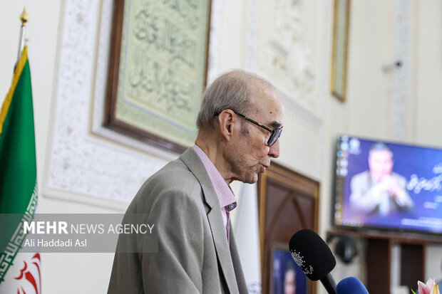 آئین نکوداشت دکتر محمد جعفر یاحقی 14