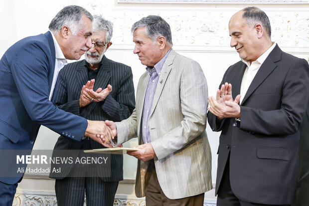 آئین نکوداشت دکتر محمد جعفر یاحقی 20