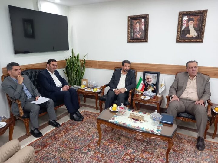 ملانوری: نوسازی ناوگان شهری گامی در تحقق رفاه شهری همدان است ملانوری: نوسازی ناوگان شهری گامی در تحقق رفاه شهری همدان است