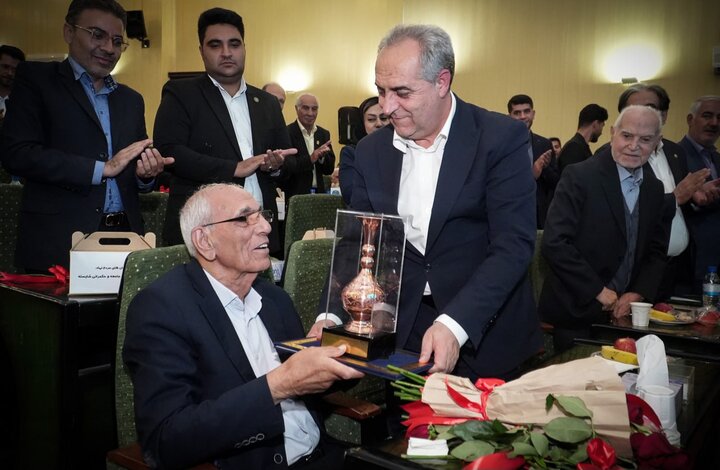 همایش تجلیل از فعالان سازمان های مردم نهاد آذربایجانشرقی همایش تجلیل از فعالان سازمان های مردم نهاد آذربایجانشرقی