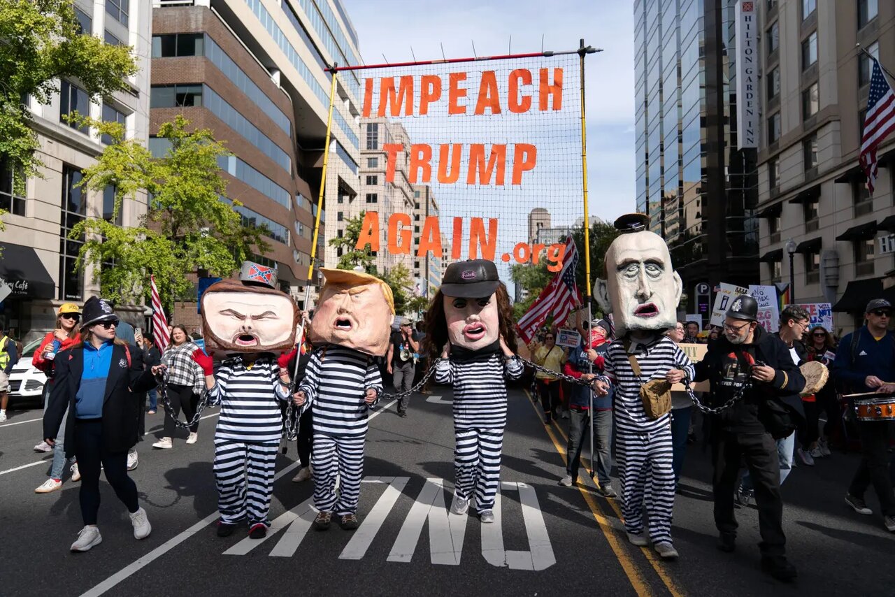 Anti-Trump protests: Seven million Americans rise ​against the 'king'