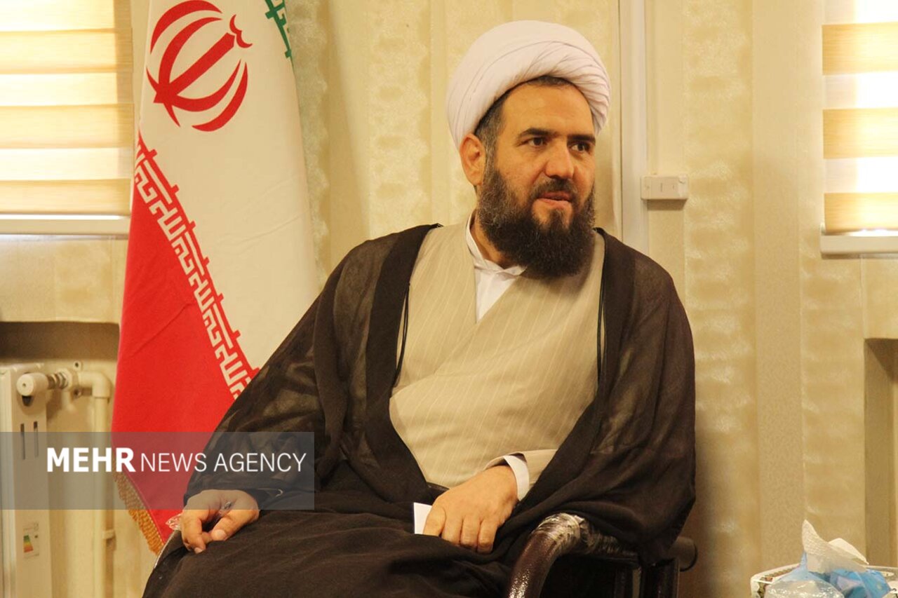تأکید امامجمعه شهر جدید مهستان بر گزینش کارگزاران شایسته در ادارات تأکید امامجمعه شهر جدید مهستان بر گزینش کارگزاران شایسته در ادارات